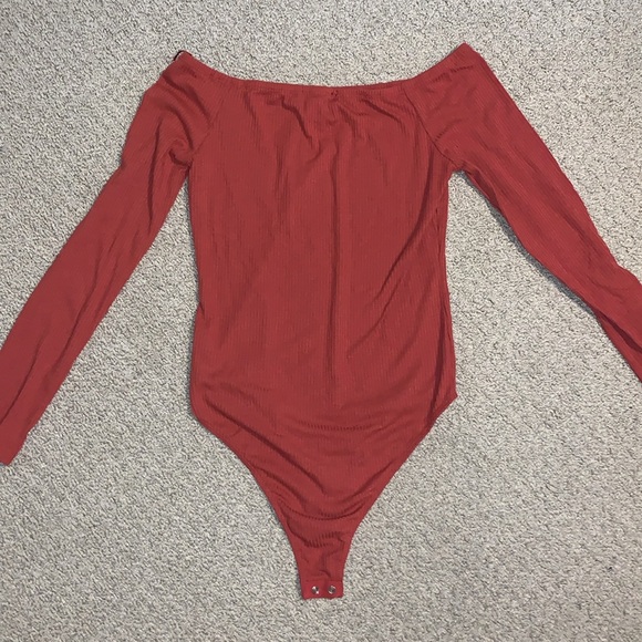 Forever 21 Off The Shoulder Bodysuit - Picture 2 of 3